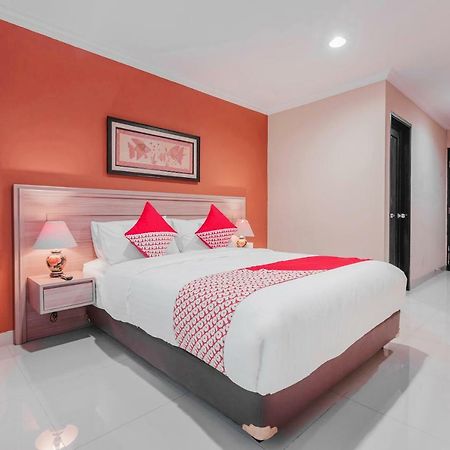 Capital O 534 Sriwijaya Hotel จาการ์ตา ภายนอก รูปภาพ