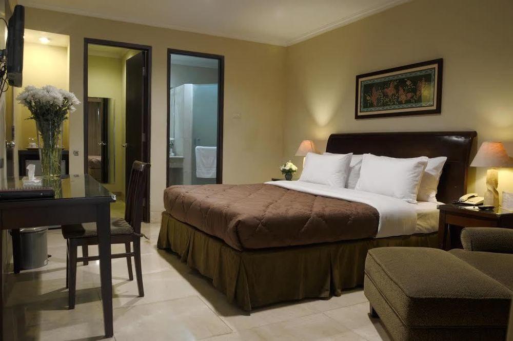 Capital O 534 Sriwijaya Hotel จาการ์ตา ภายนอก รูปภาพ