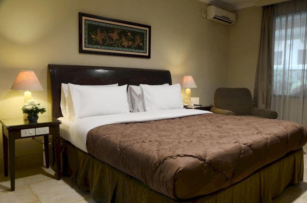 Capital O 534 Sriwijaya Hotel จาการ์ตา ภายนอก รูปภาพ