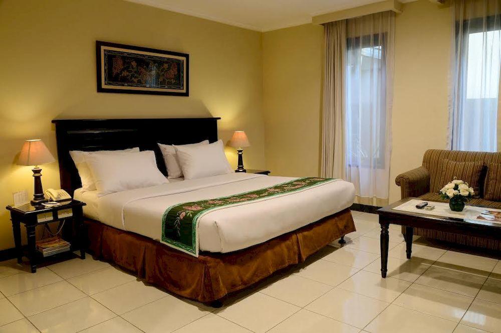 Capital O 534 Sriwijaya Hotel จาการ์ตา ภายนอก รูปภาพ
