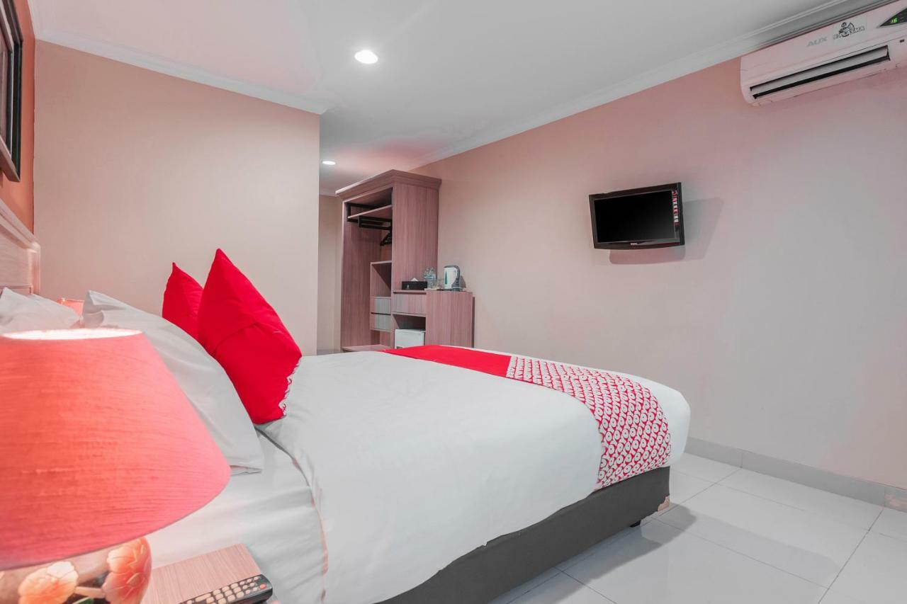 Capital O 534 Sriwijaya Hotel จาการ์ตา ภายนอก รูปภาพ